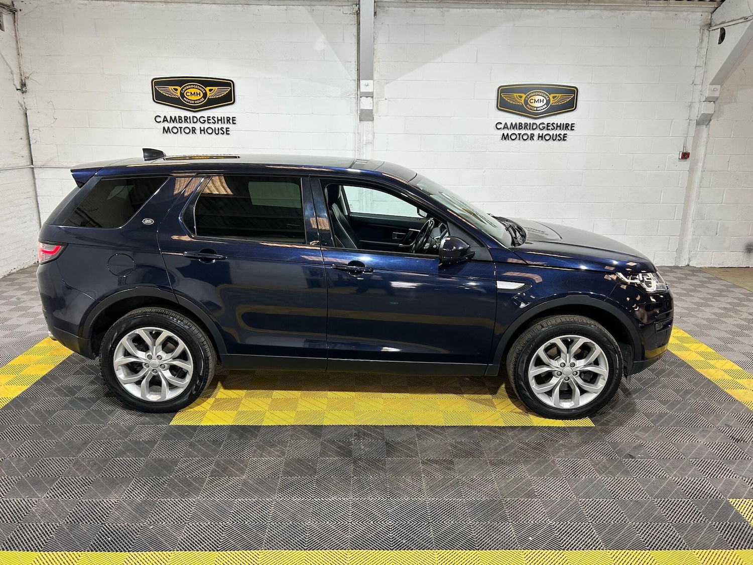 Used Land Rover Discovery Sport 2016 for sale - 76259805: Photo 66