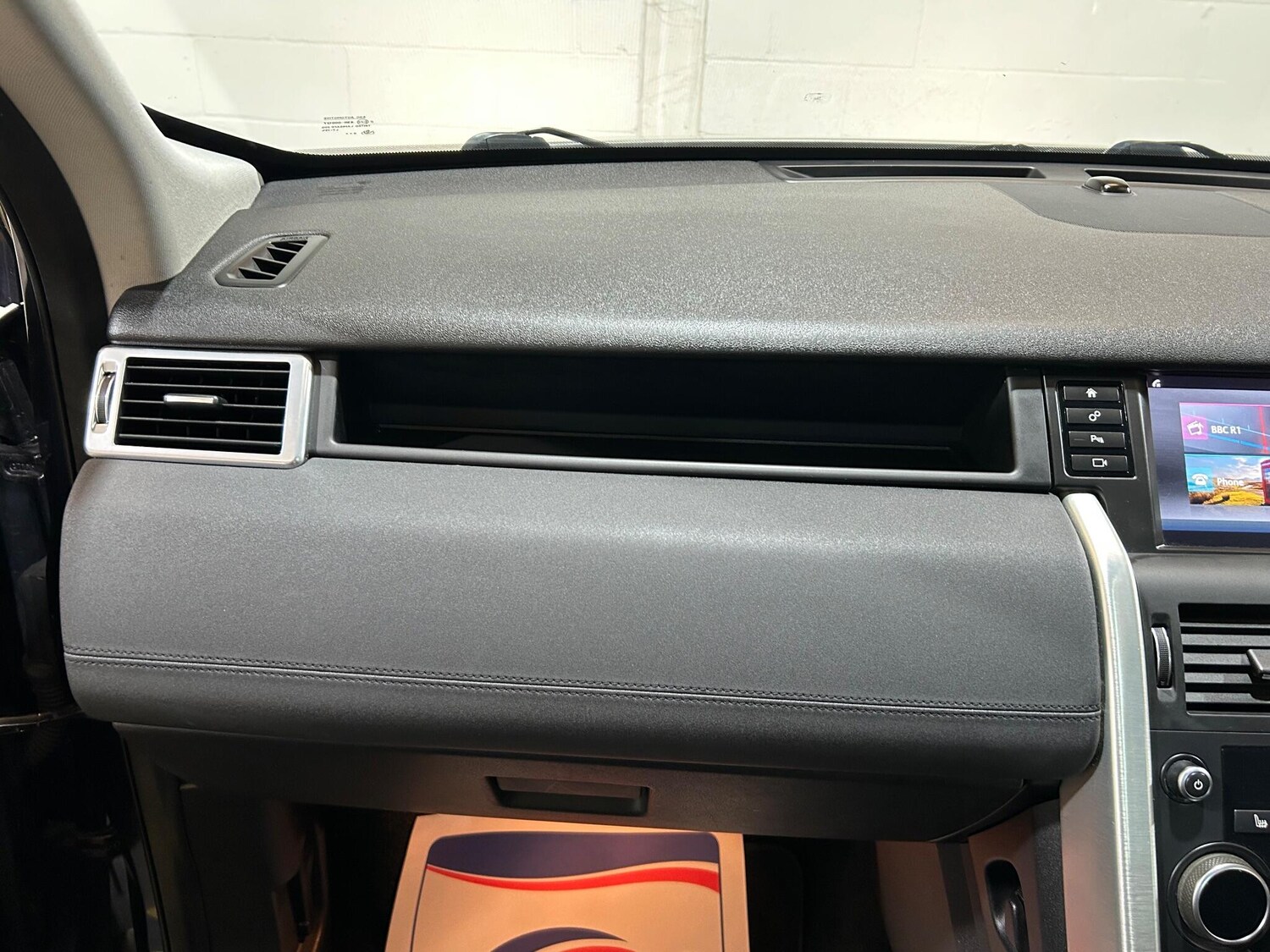 Used Land Rover Discovery Sport 2016 for sale - 76259805: Photo 78