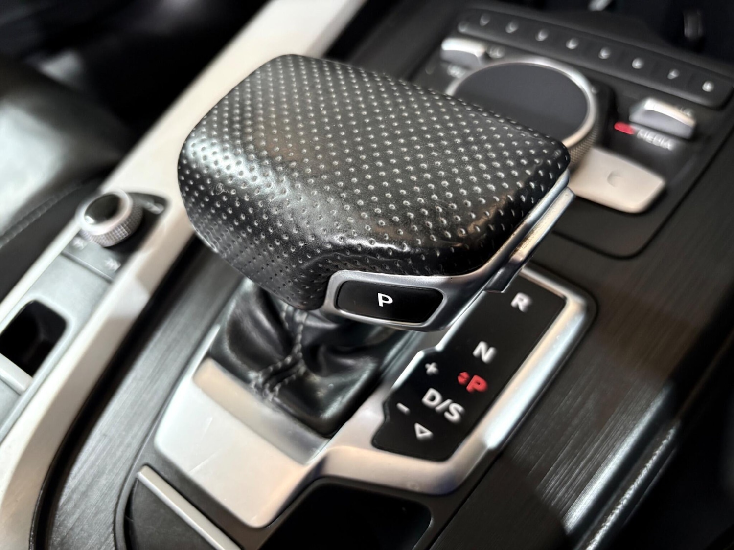 Used Audi A5 Cabriolet 2017 for sale - 75991473: Photo 82