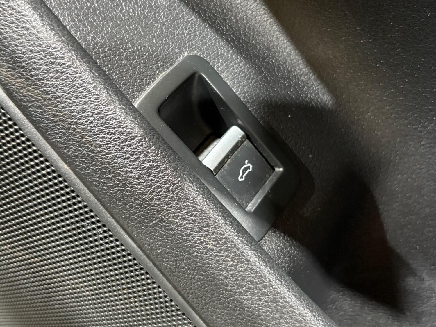 Used Audi A5 Cabriolet 2017 for sale - 75991473: Photo 94