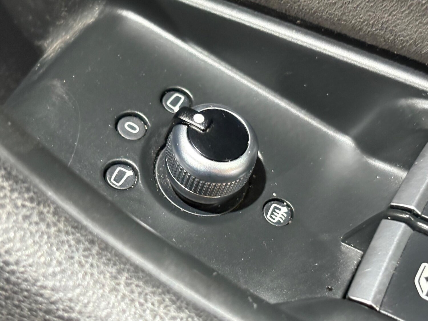 Used Audi A5 Cabriolet 2017 for sale - 75991473: Photo 96