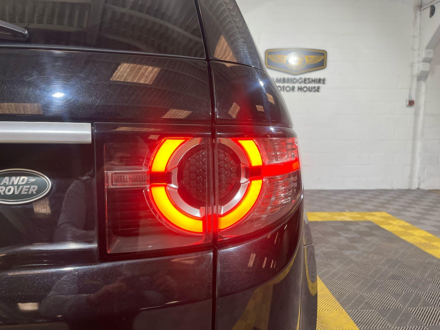 Used Land Rover Discovery Sport 2017 for sale - 76991313: Photo 24