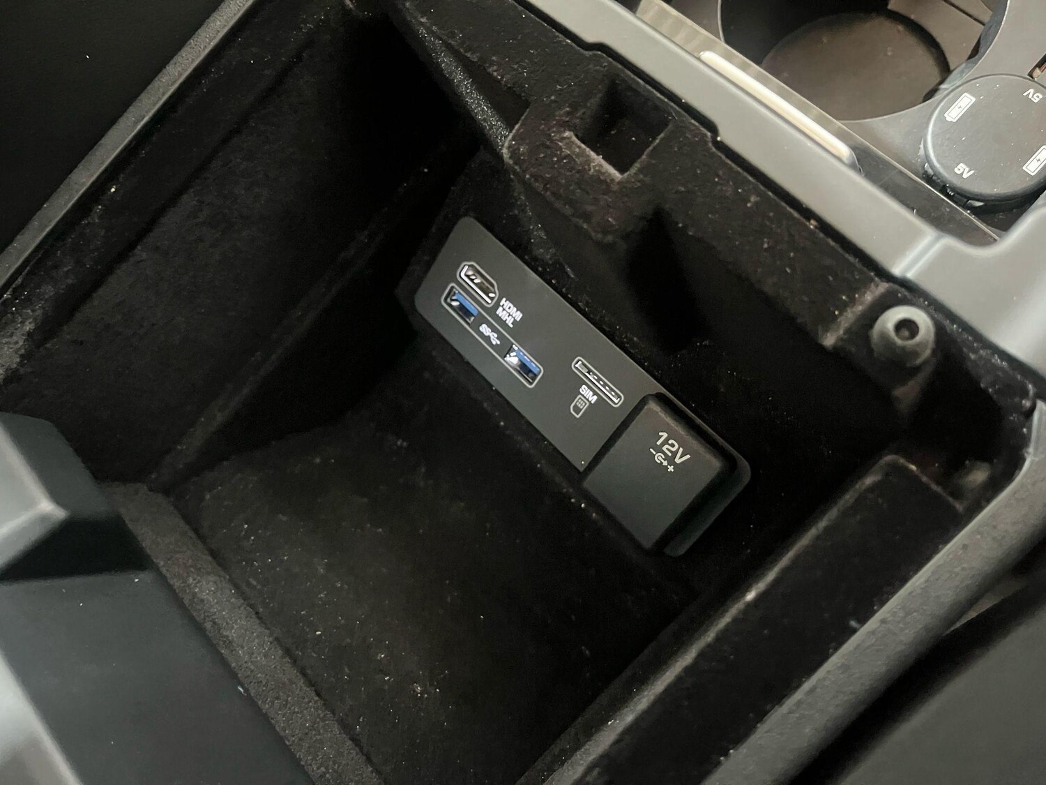 Used Land Rover Discovery Sport 2017 for sale - 76991313: Photo 25