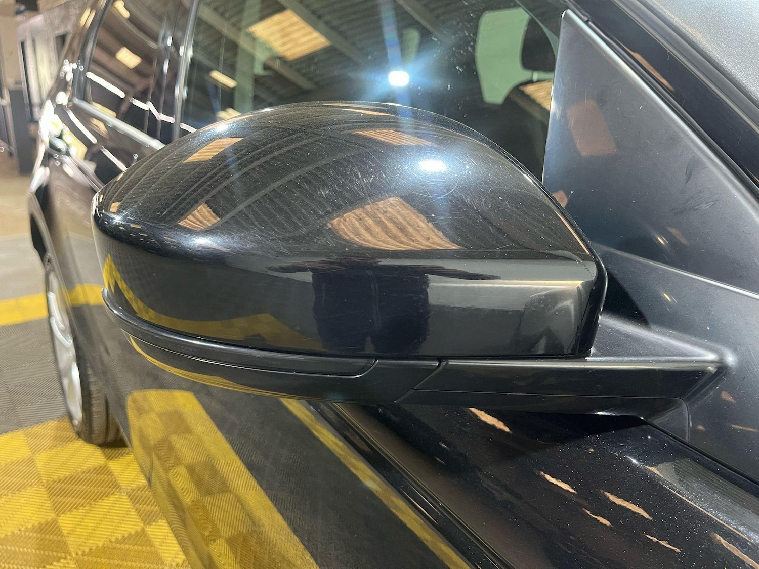 Used Land Rover Discovery Sport 2017 for sale - 76991313: Photo 79