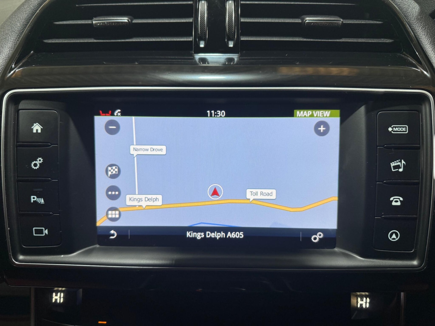 Used Jaguar XE 2018 for sale - 77253701: Photo 22