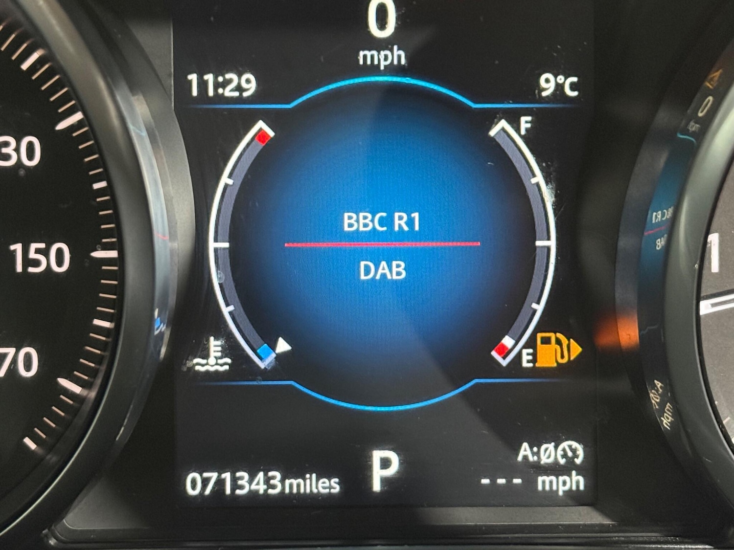 Used Jaguar XE 2018 for sale - 77253701: Photo 25