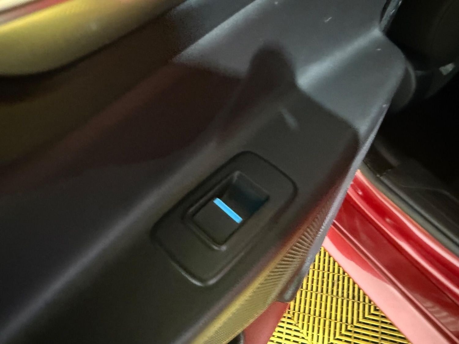 Used Jaguar XE 2018 for sale - 77253701: Photo 50