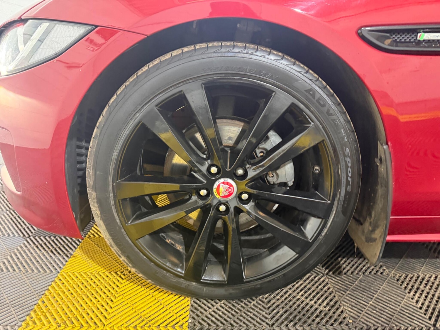 Used Jaguar XE 2018 for sale - 77253701: Photo 60