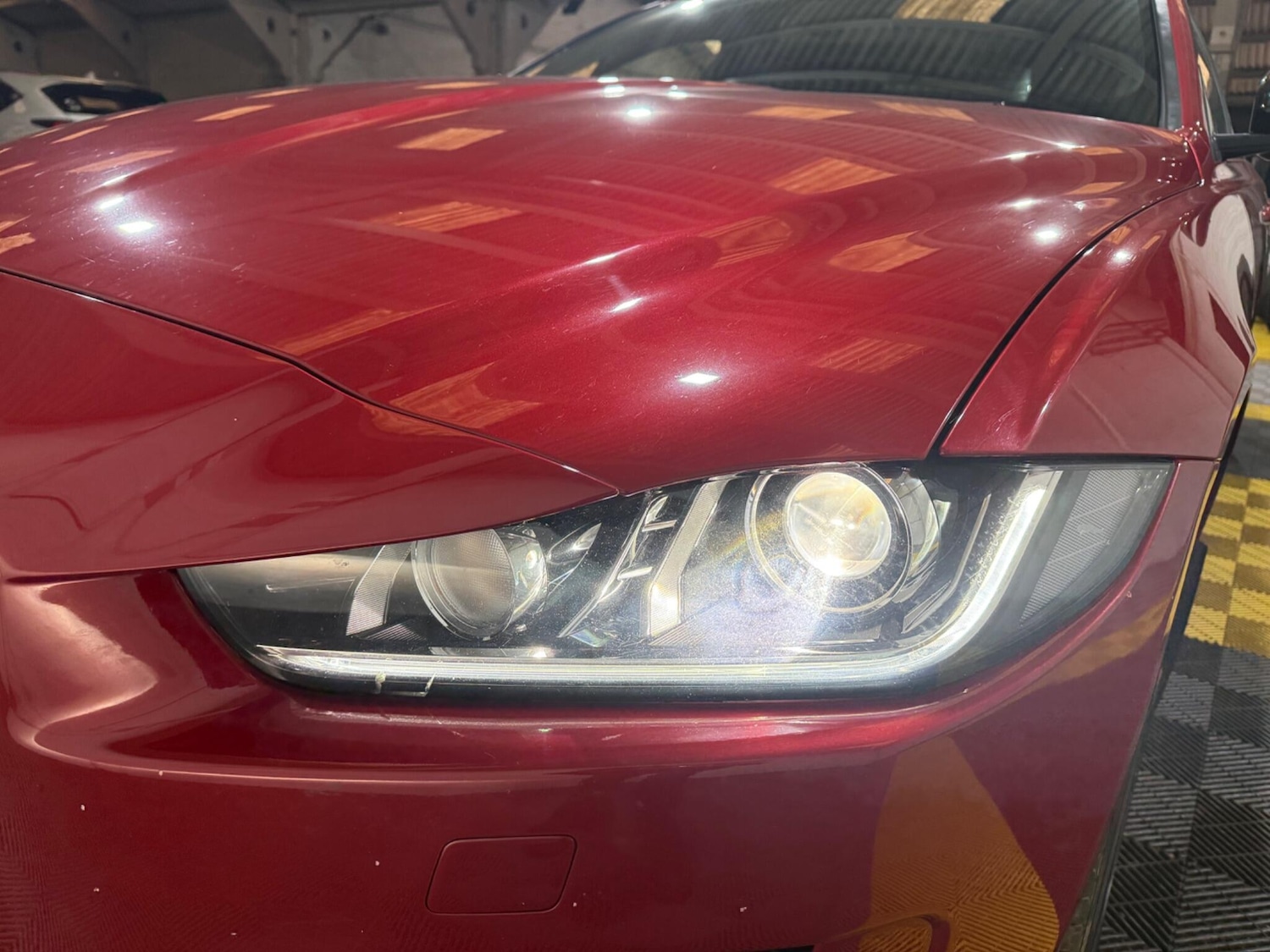 Used Jaguar XE 2018 for sale - 77253701: Photo 61