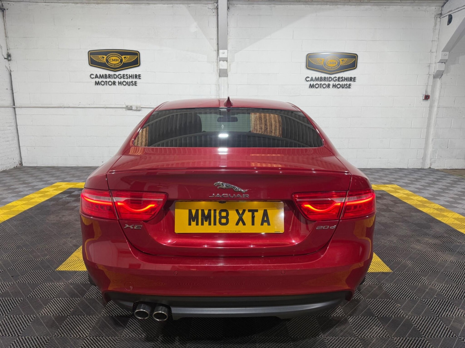 Used Jaguar XE 2018 for sale - 77253701: Photo 9