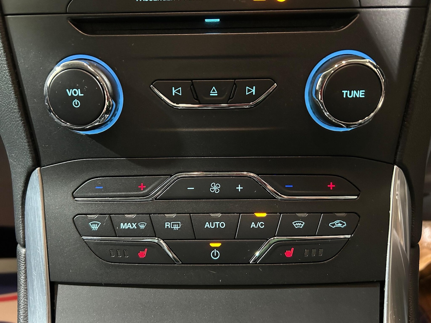 Used Ford S-Max 2016 for sale - 76850105: Photo 17