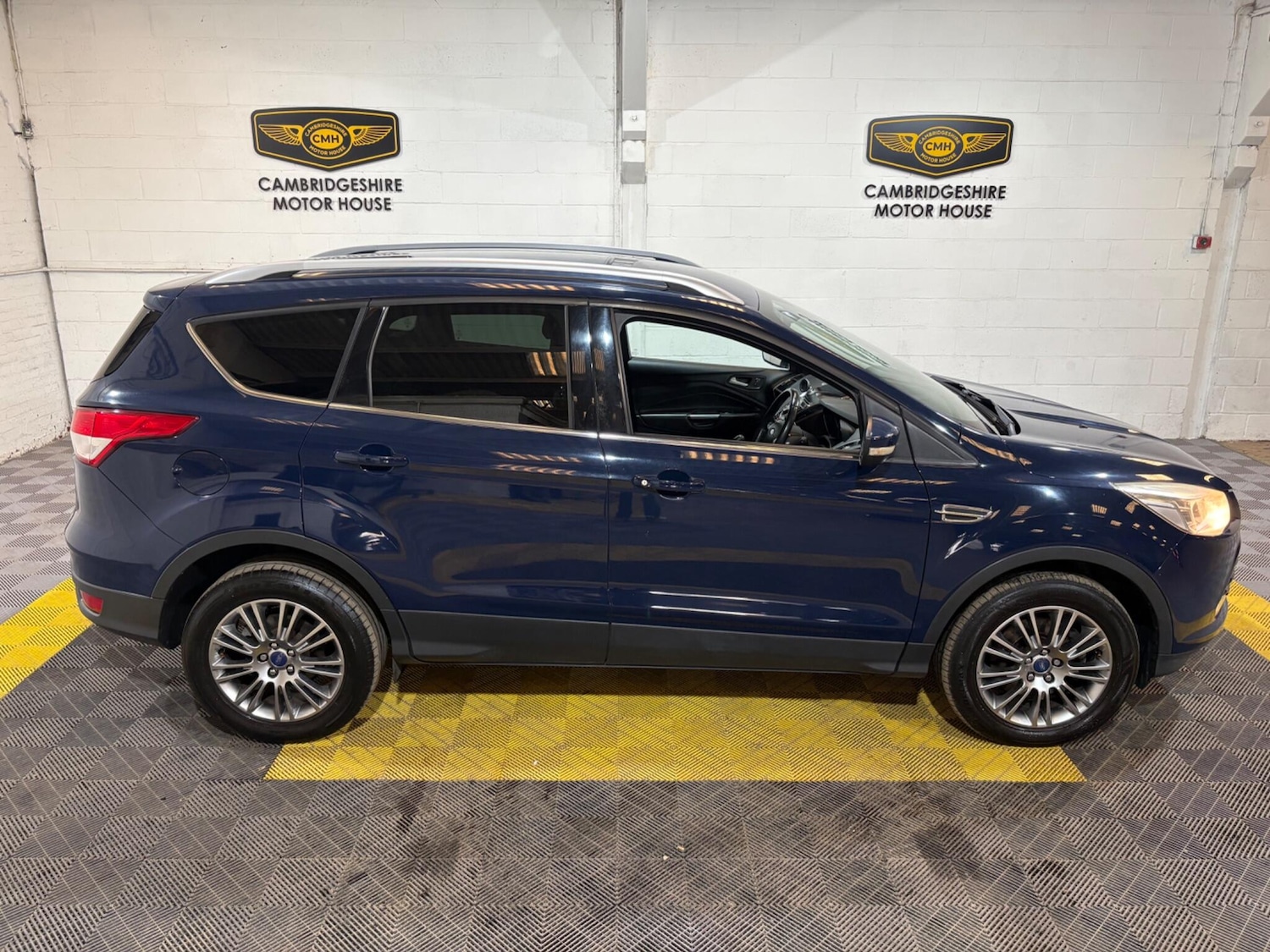 Used Ford Kuga 2014 for sale - 77977969: Photo 14