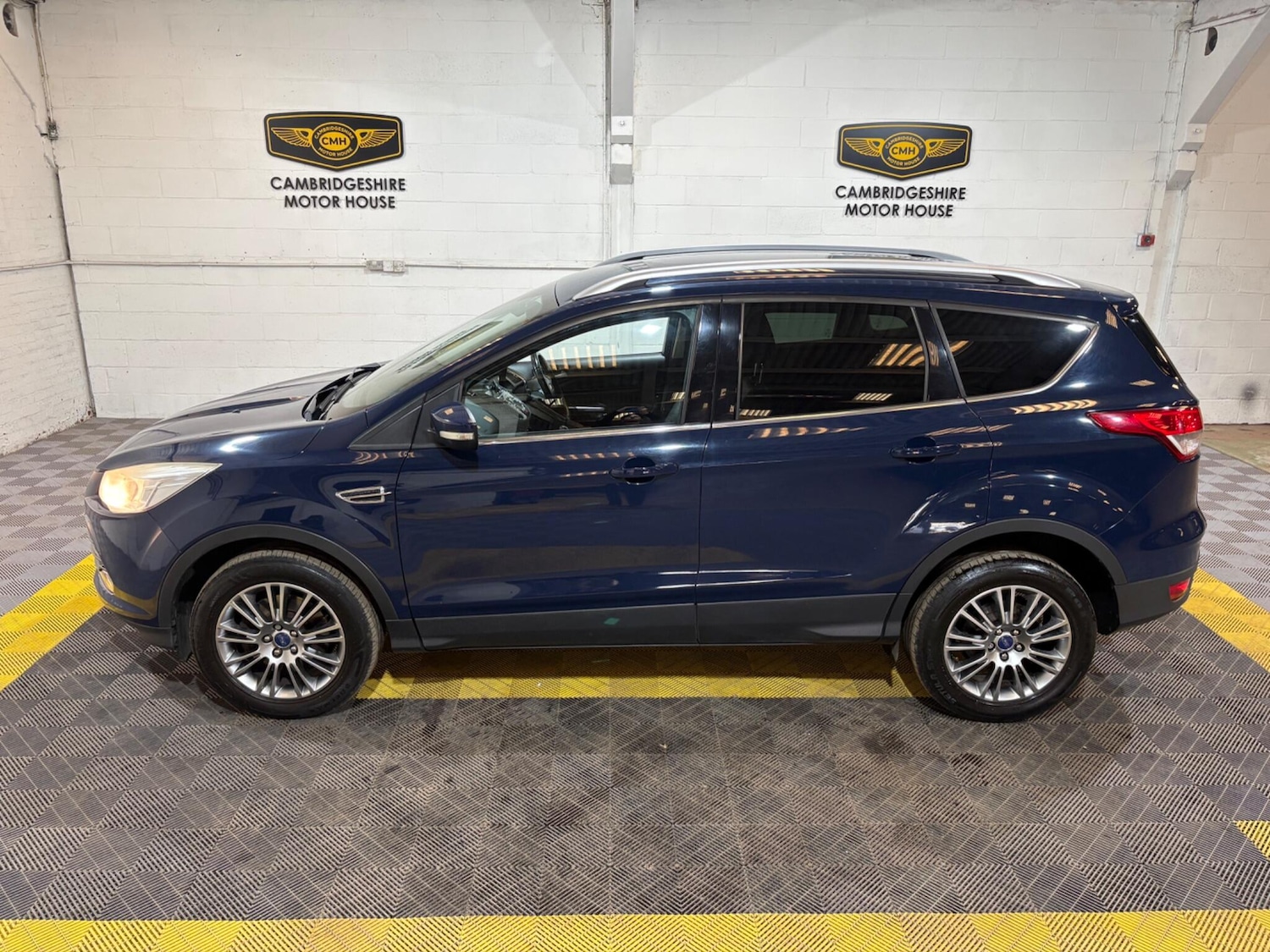 Used Ford Kuga 2014 for sale - 77977969: Photo 27