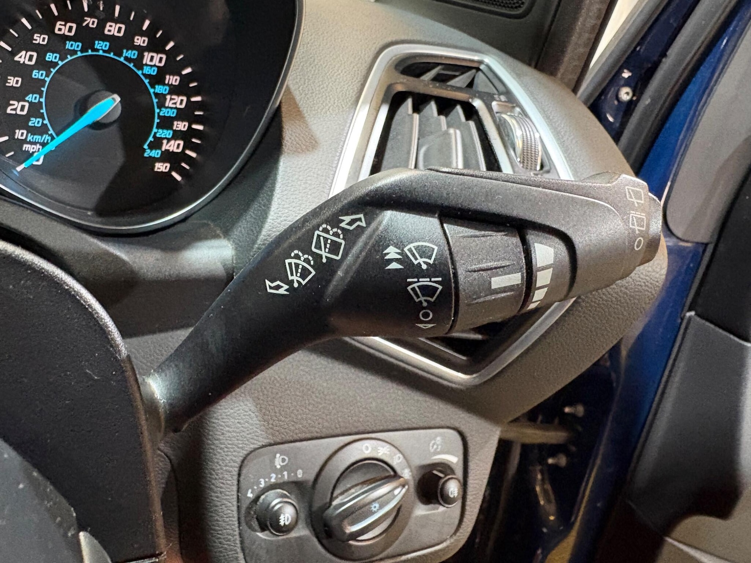 Used Ford Kuga 2014 for sale - 77977969: Photo 35