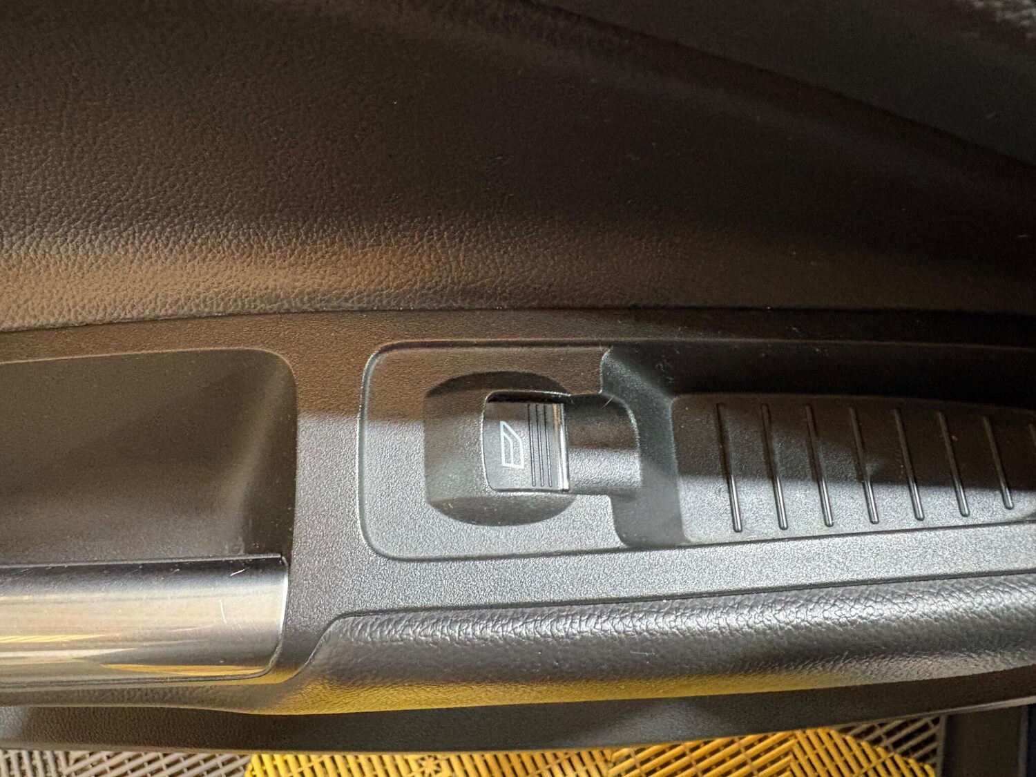 Used Ford Kuga 2014 for sale - 77977969: Photo 70