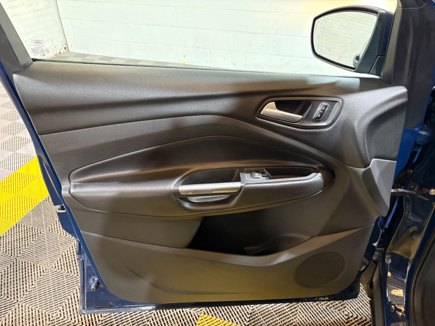 Used Ford Kuga 2014 for sale - 77977969: Photo 71