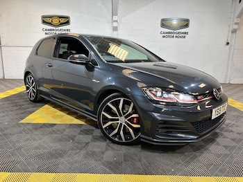 Volkswagen - Golf