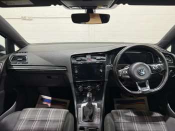 Used Volkswagen Golf 2017 for sale - 74285160: Photo