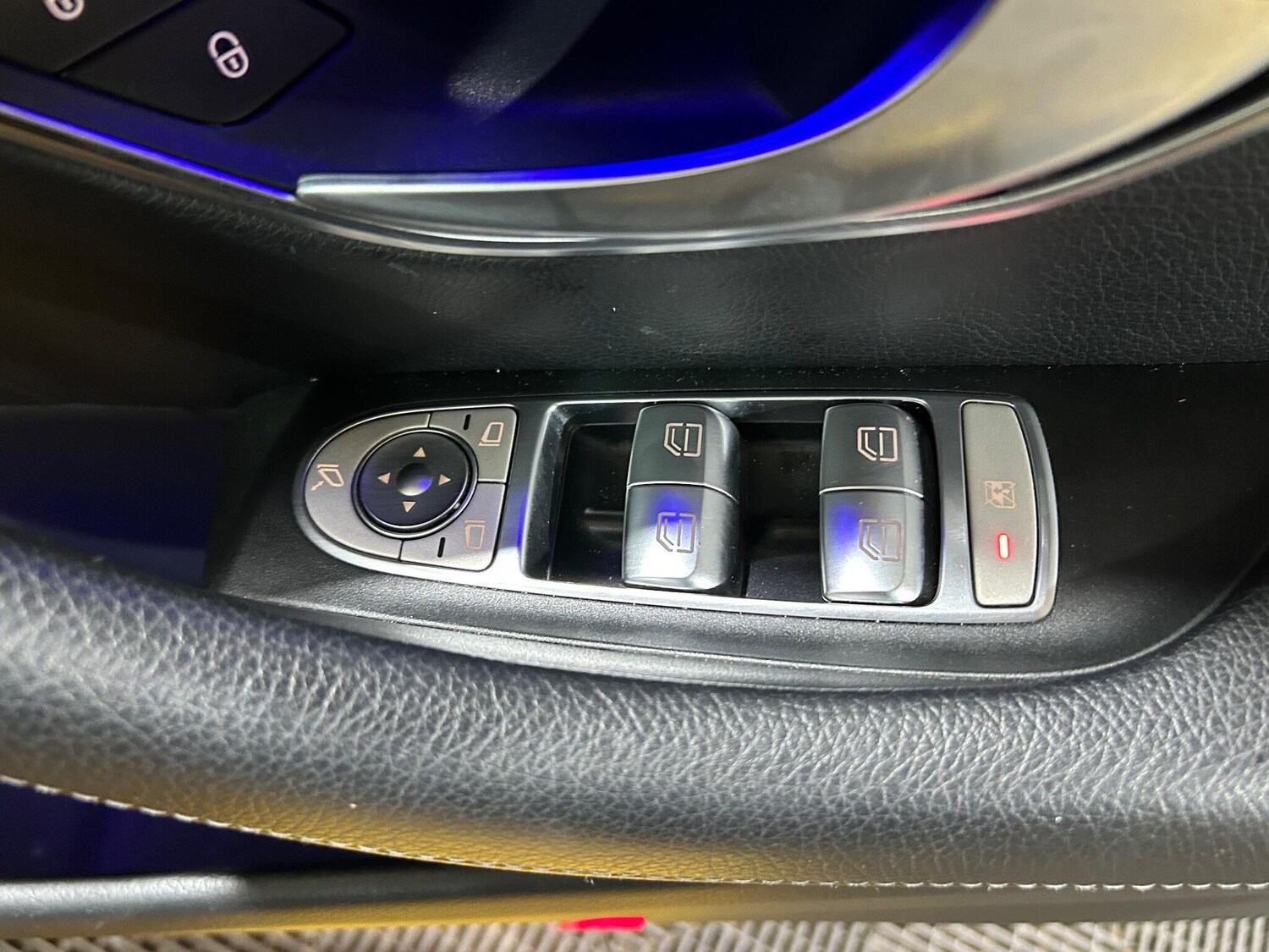 Used Mercedes-Benz E Class 2017 for sale - 76378020: Photo 34