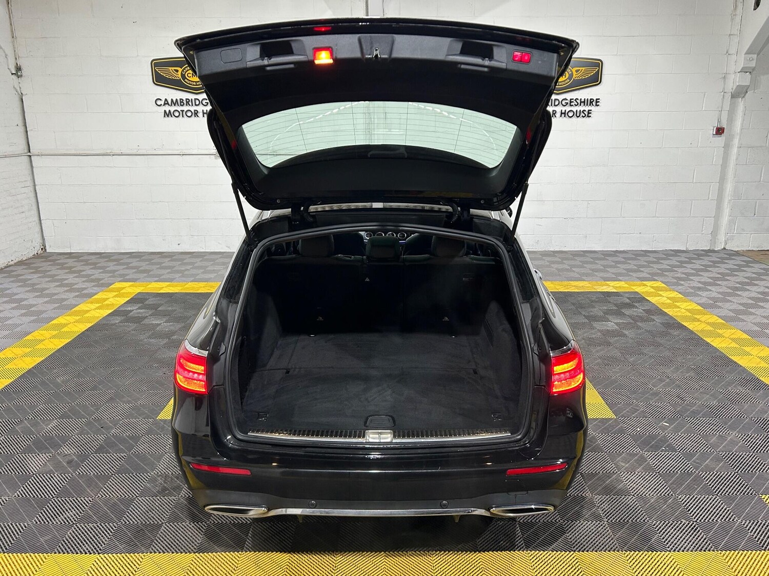 Used Mercedes-Benz E Class 2017 for sale - 76378020: Photo 49