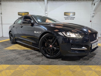 Used Jaguar XE 2017 for sale - 79520653: Photo