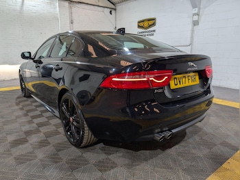 Used Jaguar XE 2017 for sale - 79520653: Photo
