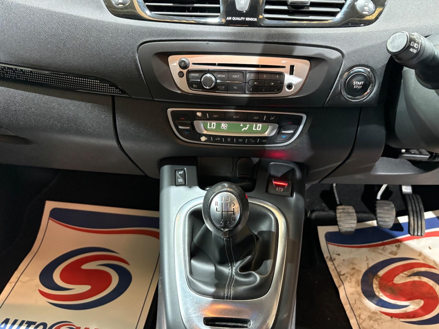 Used Renault Scenic 2013 for sale - 77637782: Photo 19