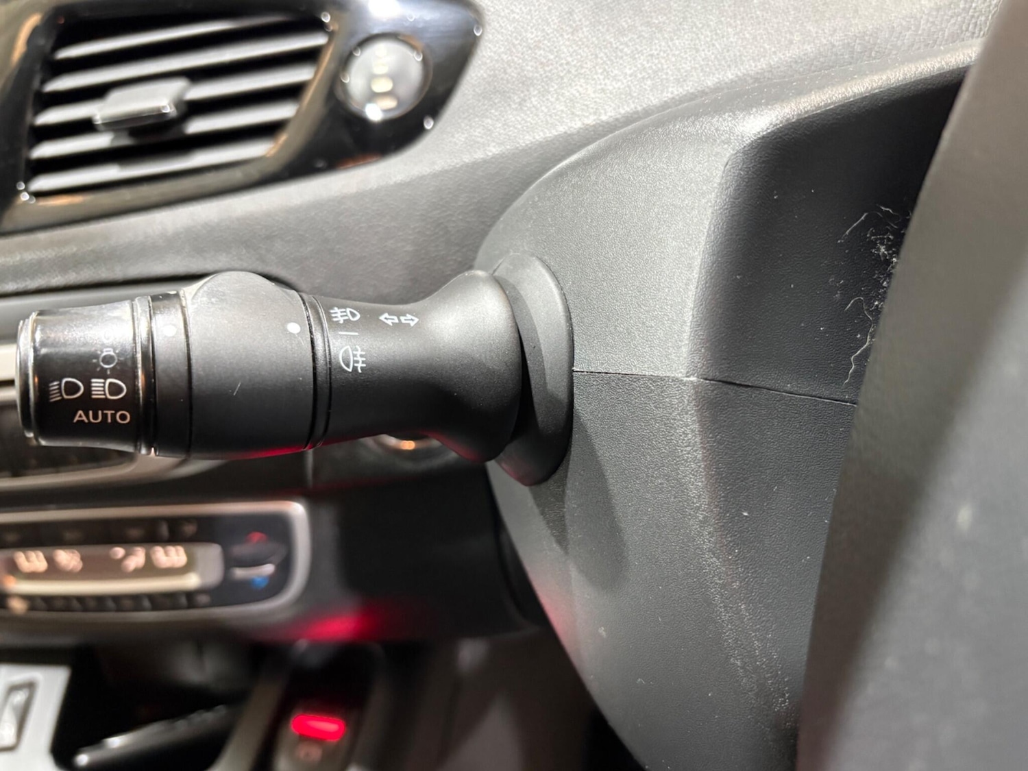 Used Renault Scenic 2013 for sale - 77637782: Photo 20