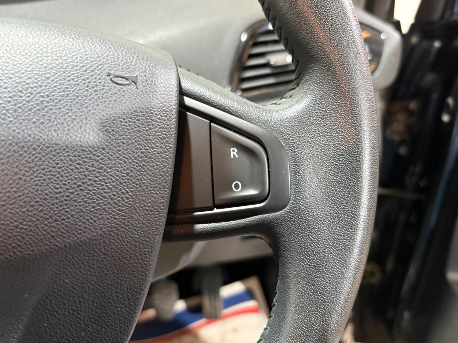 Used Renault Scenic 2013 for sale - 77637782: Photo 27