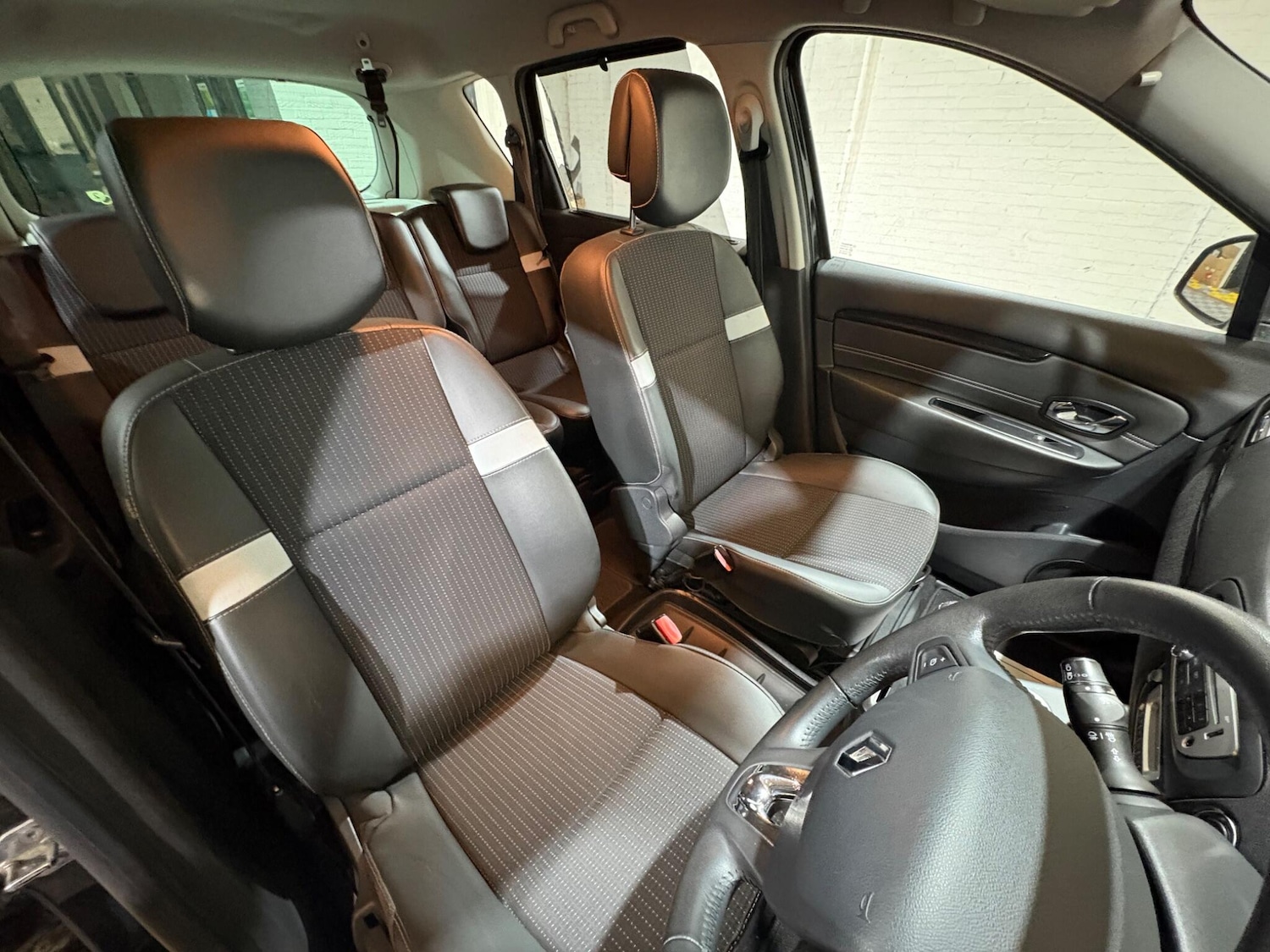 Used Renault Scenic 2013 for sale - 77637782: Photo 31