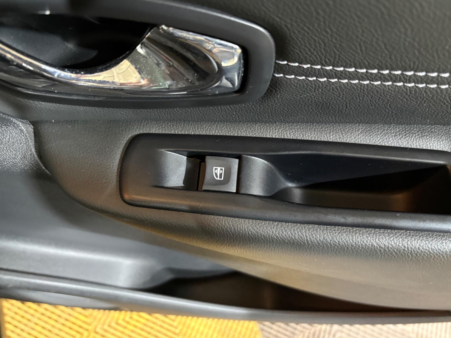 Used Renault Scenic 2013 for sale - 77637782: Photo 40