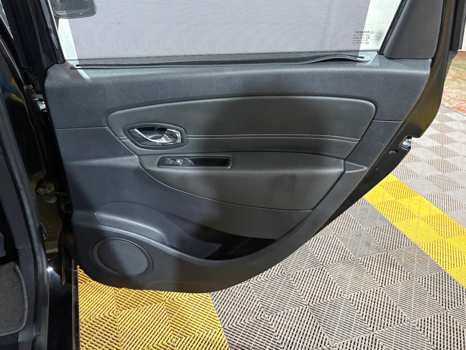 Used Renault Scenic 2013 for sale - 77637782: Photo 43