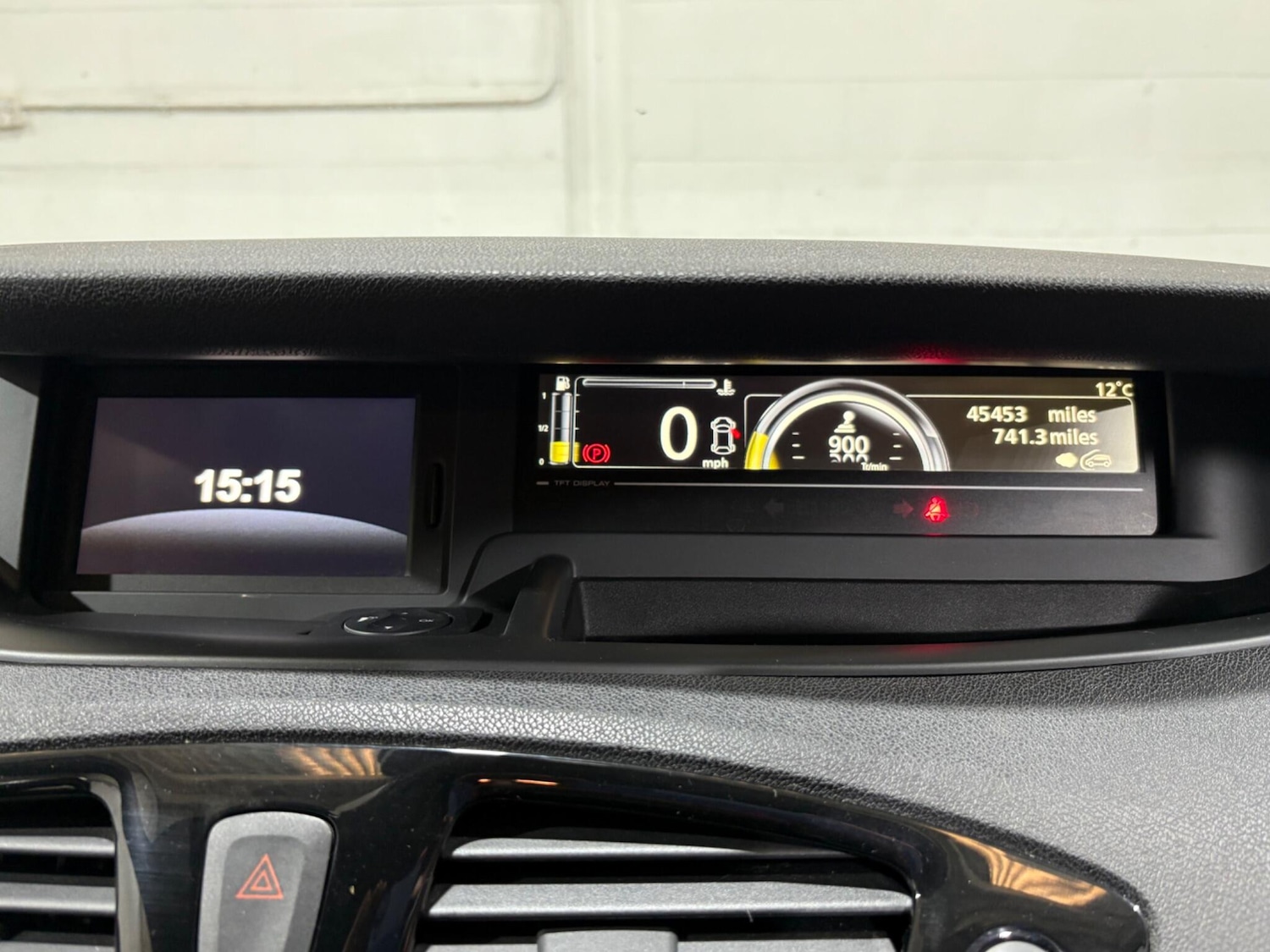 Used Renault Scenic 2013 for sale - 77637782: Photo 9