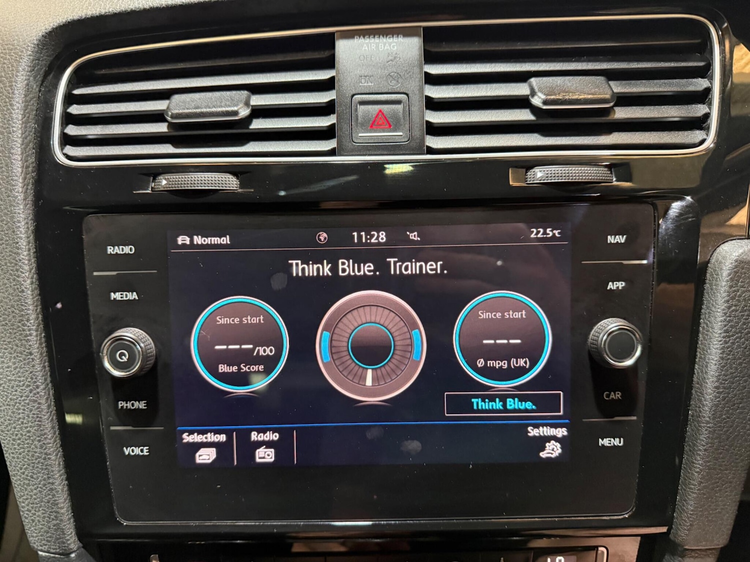 Used Volkswagen Golf 2017 for sale - 76688837: Photo 26