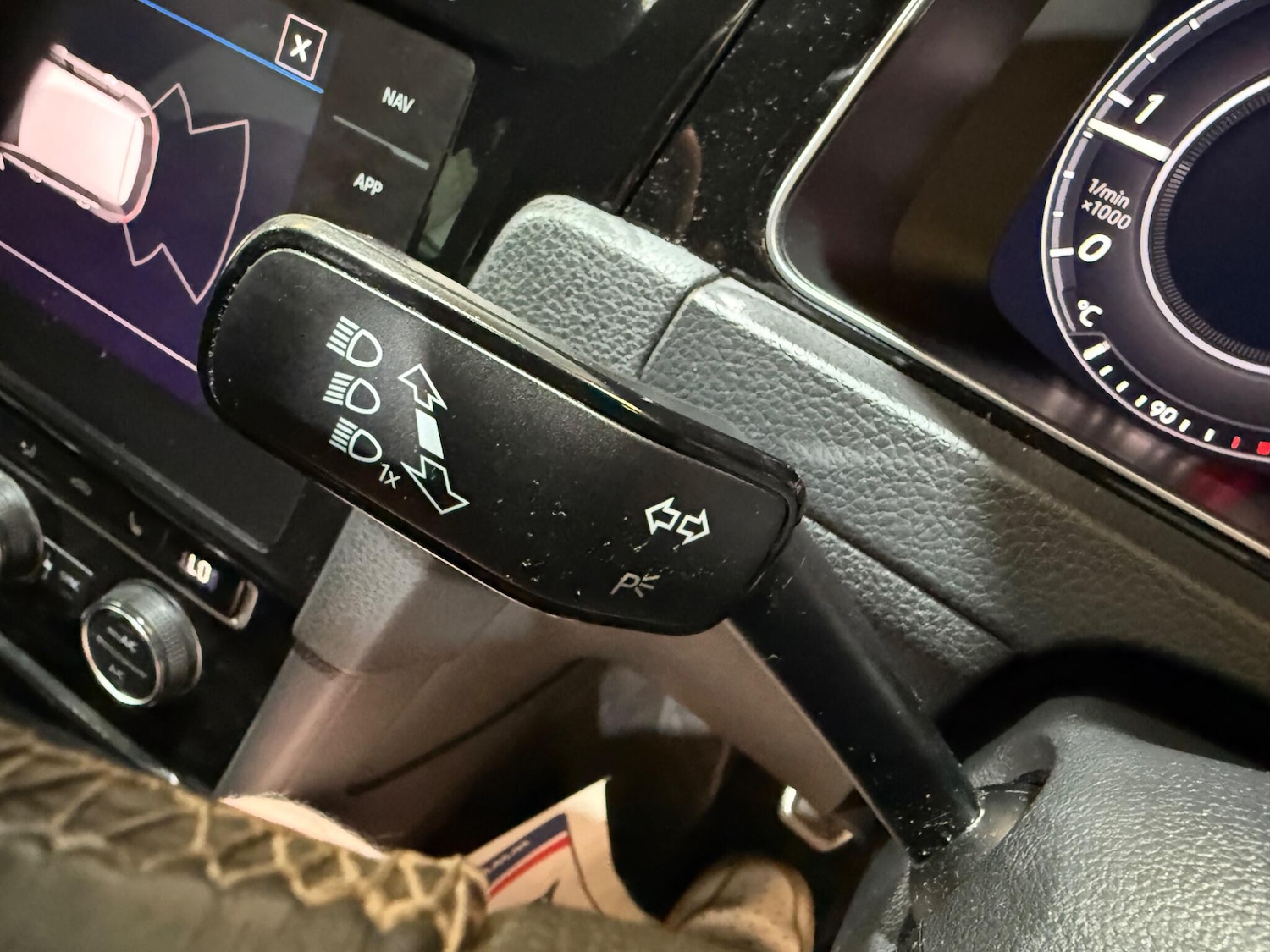 Used Volkswagen Golf 2017 for sale - 76688837: Photo 29