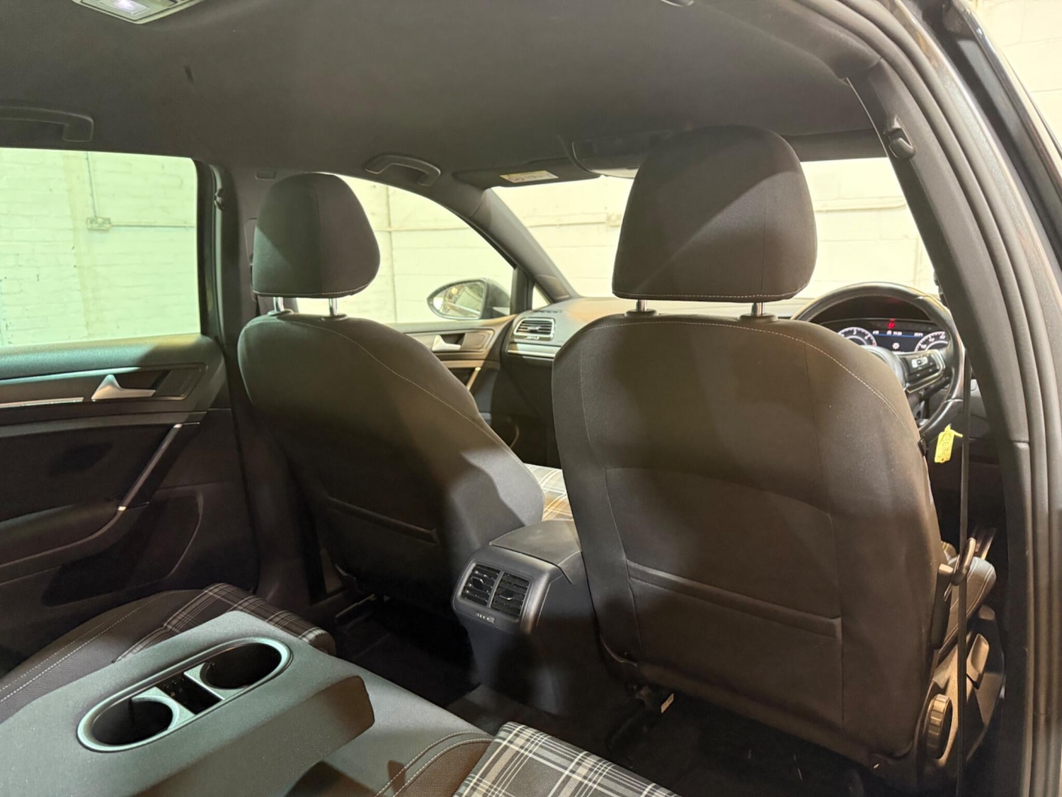 Used Volkswagen Golf 2017 for sale - 76688837: Photo 42