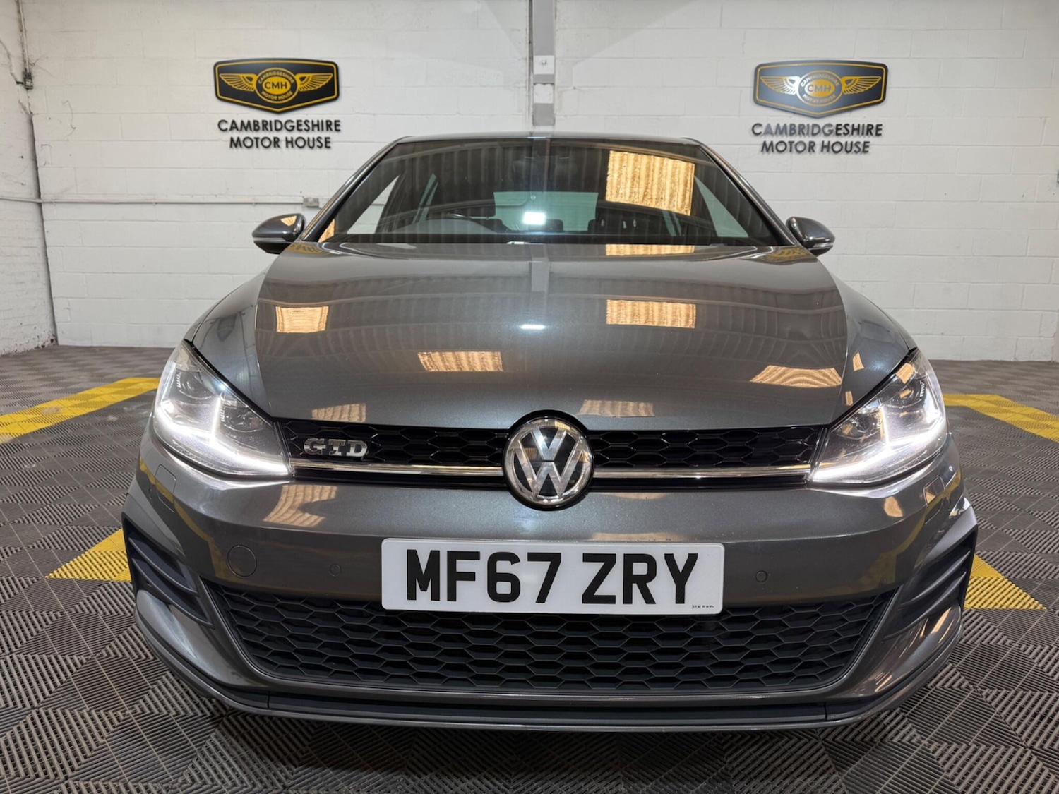 Used Volkswagen Golf 2017 for sale - 76688837: Photo 5