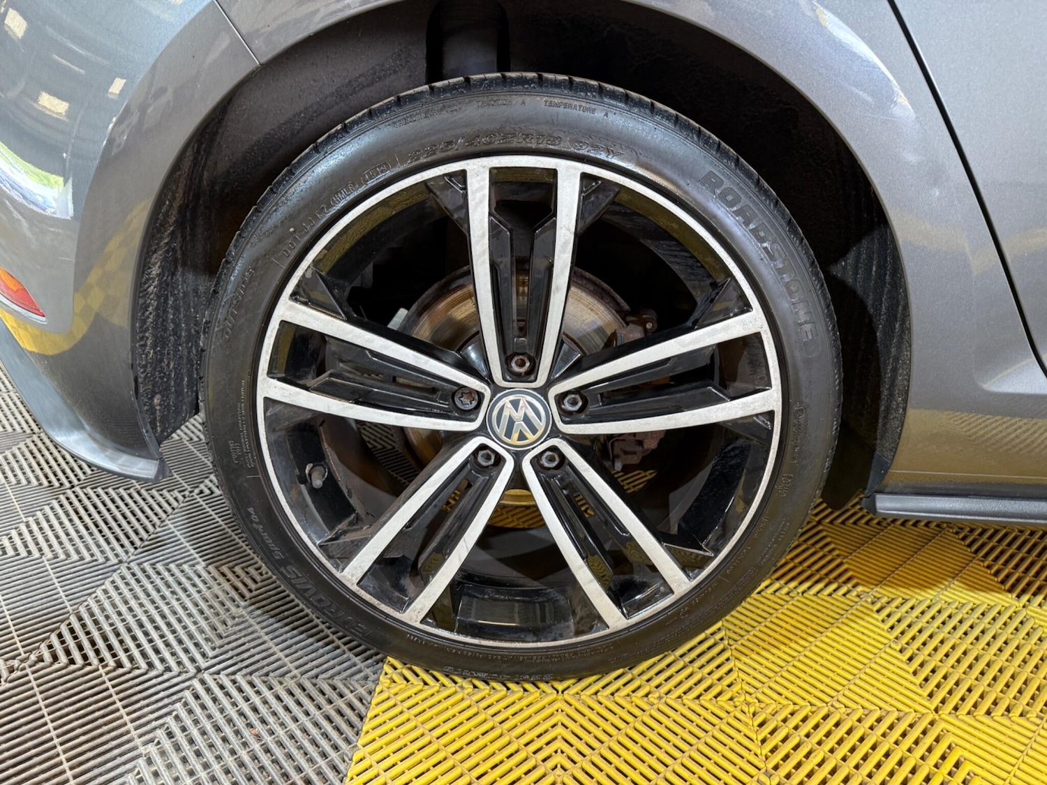 Used Volkswagen Golf 2017 for sale - 76688837: Photo 69