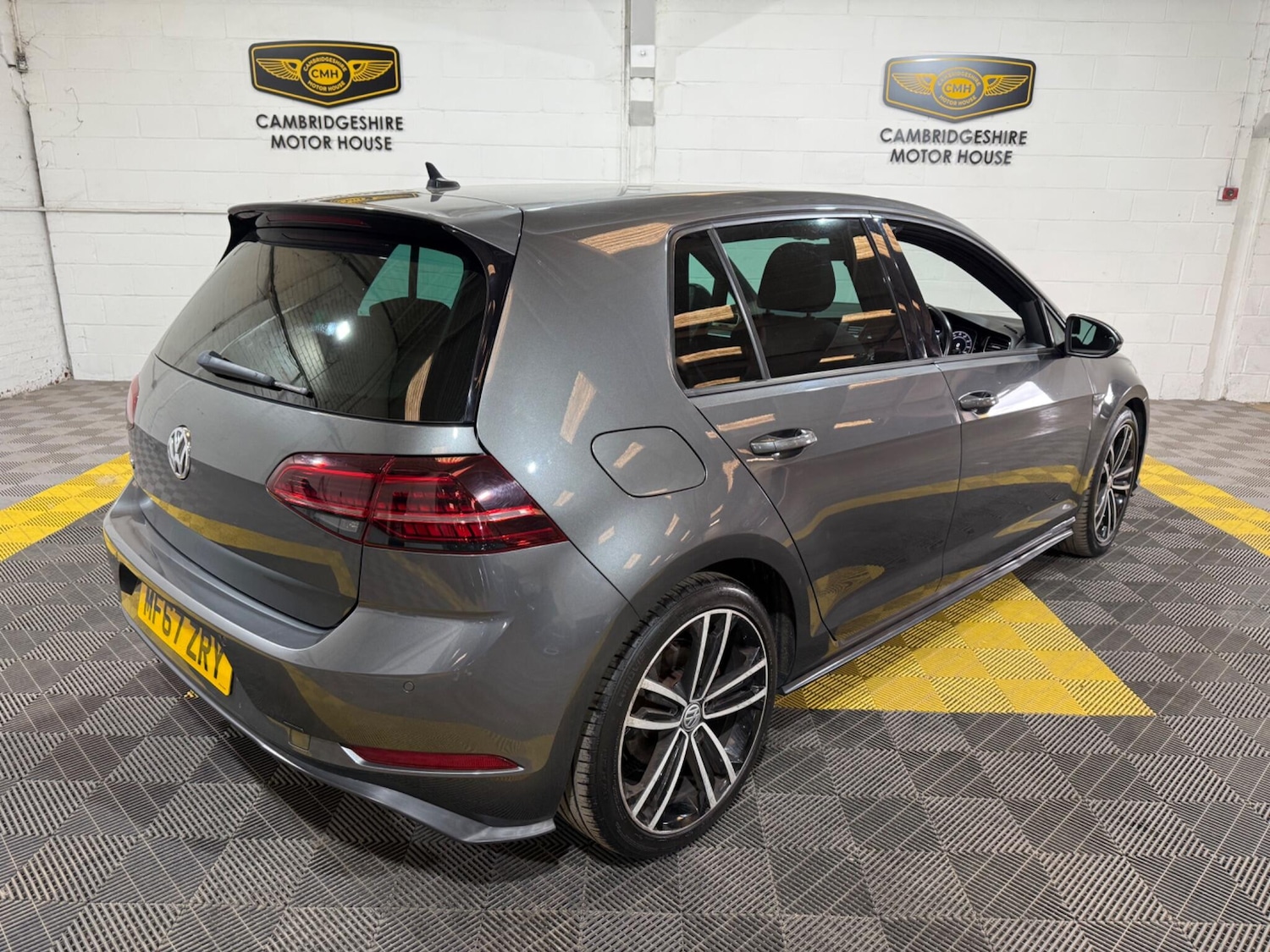 Used Volkswagen Golf 2017 for sale - 76688837: Photo 7