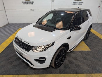 Used Land Rover Discovery Sport 2016 for sale - 79740840: Photo