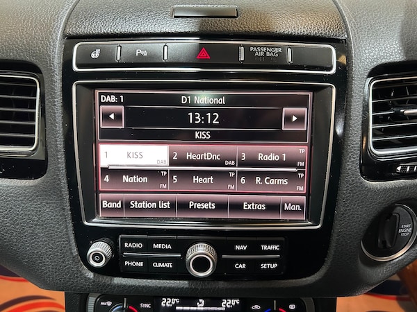 Used Volkswagen Touareg 2015 for sale - 76201315: Photo 18