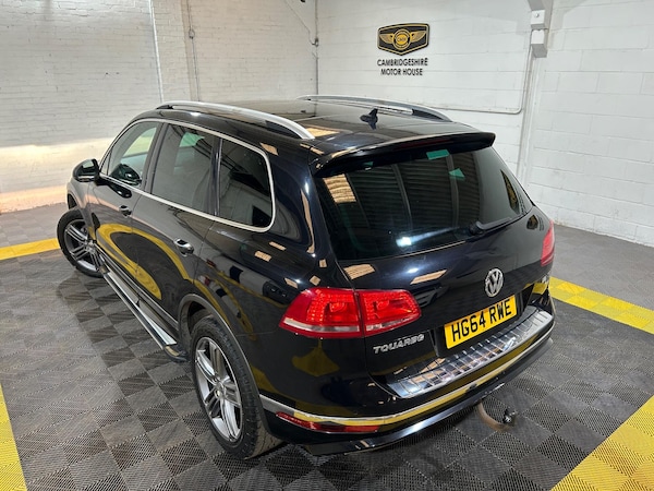 Used Volkswagen Touareg 2015 for sale - 76201315: Photo 2