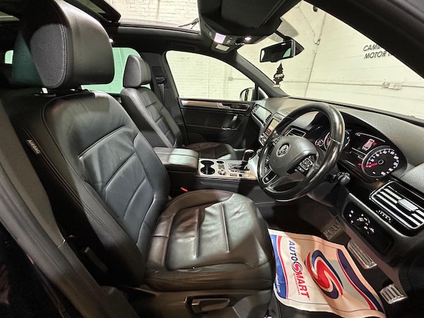 Used Volkswagen Touareg 2015 for sale - 76201315: Photo 39
