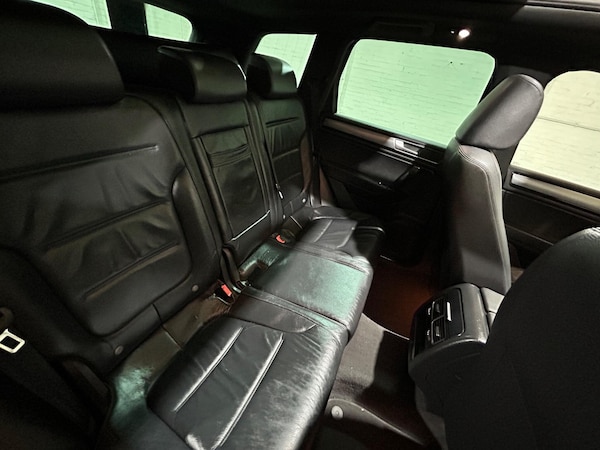 Used Volkswagen Touareg 2015 for sale - 76201315: Photo 46