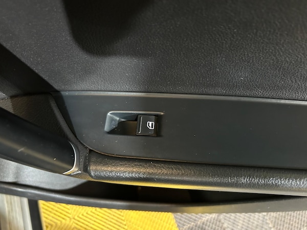 Used Volkswagen Touareg 2015 for sale - 76201315: Photo 49