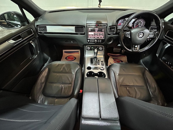 Used Volkswagen Touareg 2015 for sale - 76201315: Photo 57