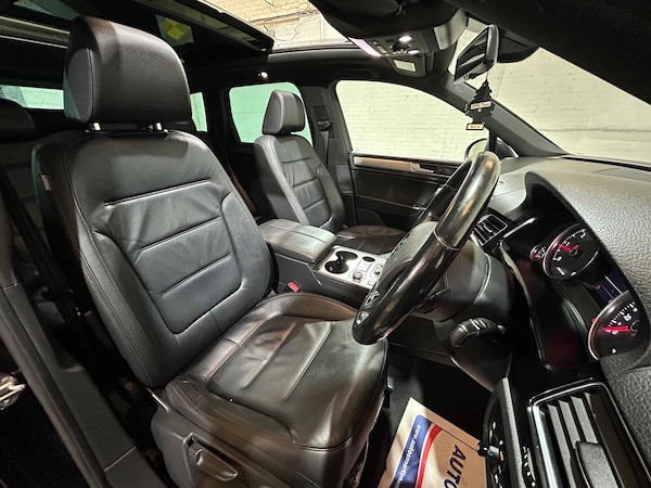 Used Volkswagen Touareg 2015 for sale - 76201315: Photo 7