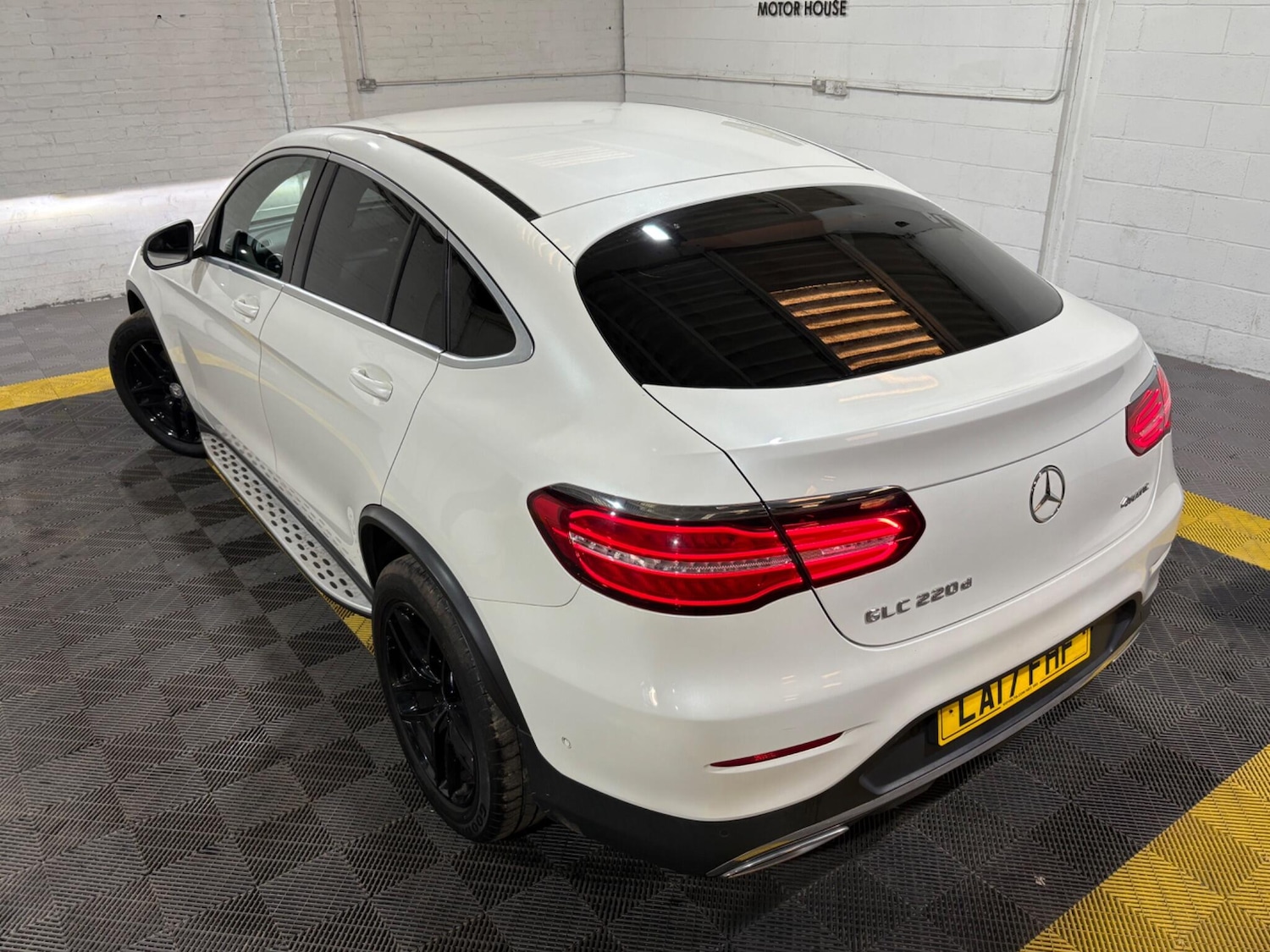 Used Mercedes-Benz GLC 2017 for sale - 76657643: Photo 11