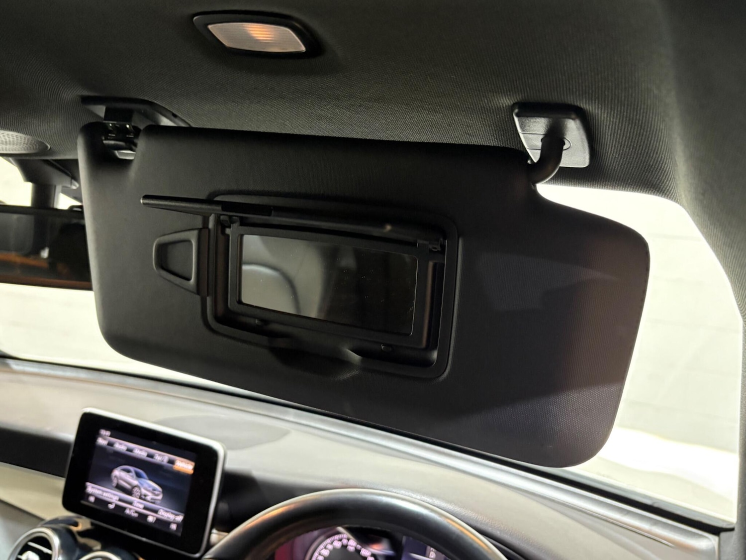 Used Mercedes-Benz GLC 2017 for sale - 76657643: Photo 13