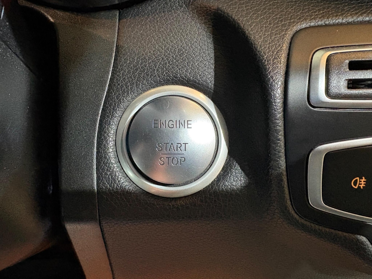 Used Mercedes-Benz GLC 2017 for sale - 76657643: Photo 27